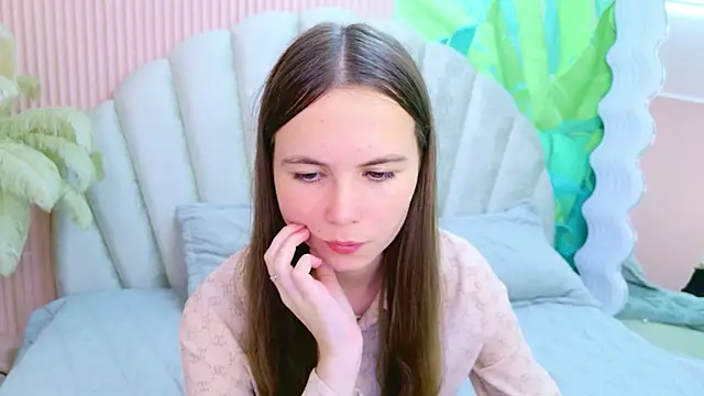 צ'אט XXX בשידור חי של Thalia_Croft