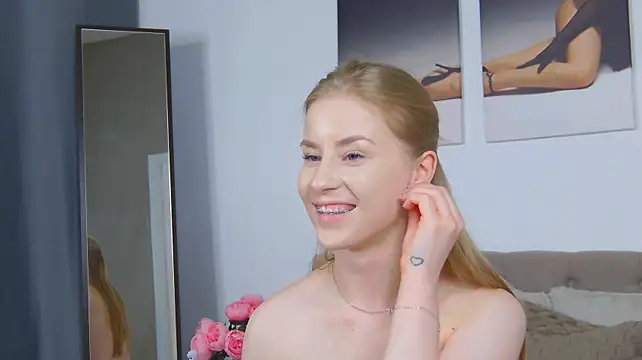 VioletiSwone Chat XXX live
