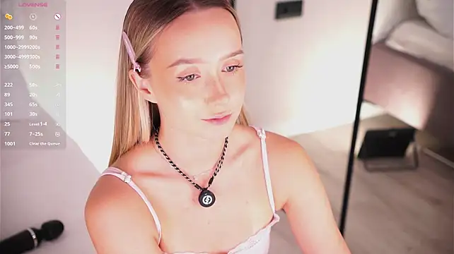 Chatroom XXX en direct de HollisBeckett