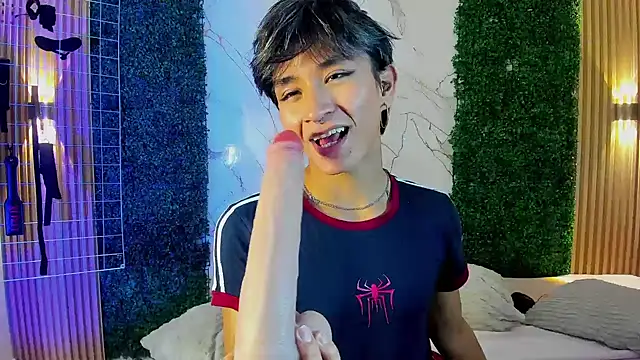 cococumps Adlı Modelin Canlı XXX Sohbeti