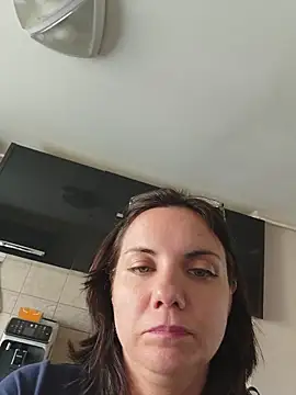צ'אט XXX בשידור חי של Diamond_Monna