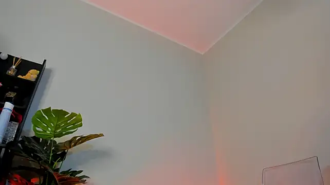 Mia__Milan Live XXX-Chat