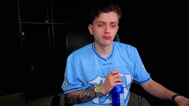 FelixStarkk Live XXX-chat
