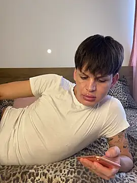 MathiasRay – Live XXX-chat