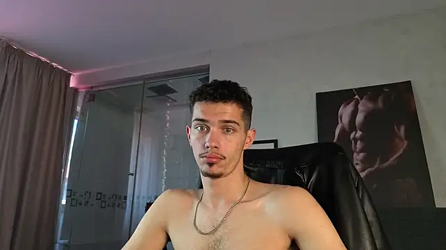XXX chat uživo modela KaydenDrew