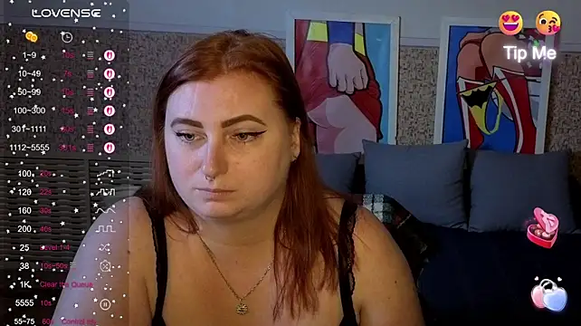 Chat +18 de Alicia_love00 ao vivo