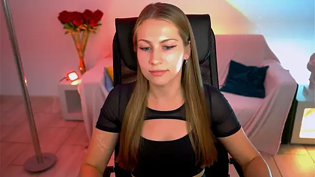 Show modela EvelinaSolt na web-kameri