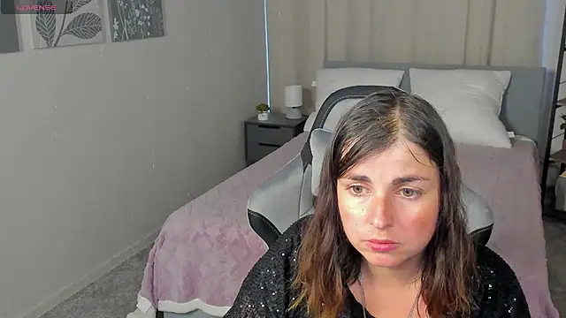 MartaEdams 라이브 XXX 채팅