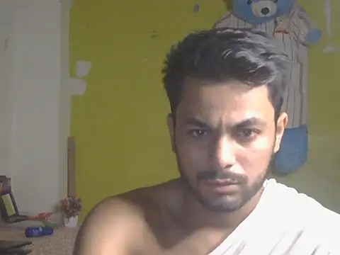 Stubborndesiboy 라이브 XXX 채팅