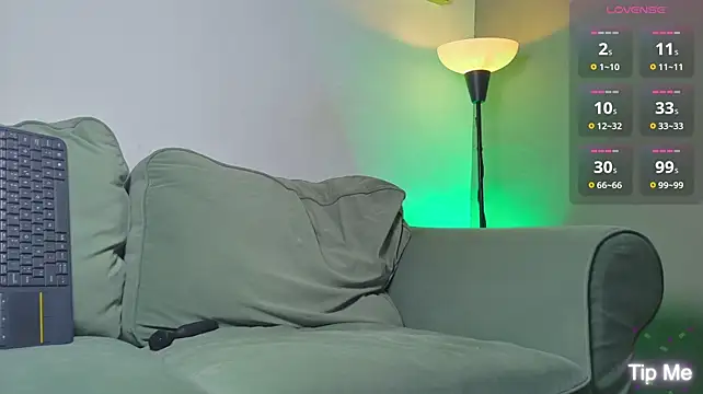 Ackerman_Eren_ live XXX chat