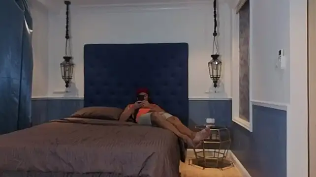 Marrymeplz's Live XXX Chat