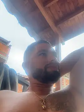 XXX chat uživo modela matteosantos