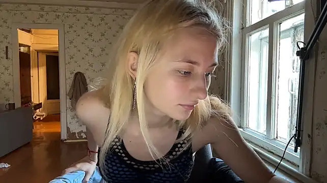 LisaBam Chat XXX in diretta