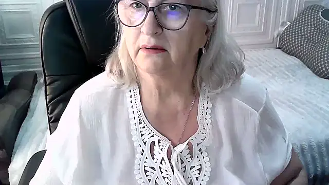 LolkaAlyss' Live XXX Chat
