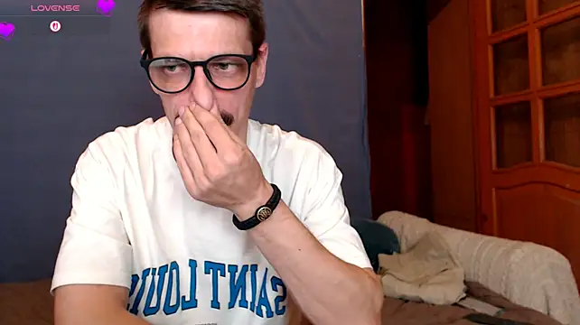 CozyCurves' Live XXX Chat
