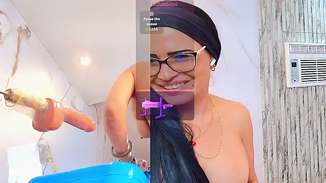 Isis_car0lina XXX чат на живо