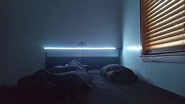 Opondestre00420n Live XXX chat
