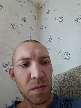 צ'אט XXX בשידור חי של _uncle_Mitya-43_