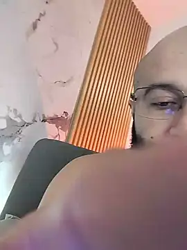 Luke__09 – Naživo XXX chat