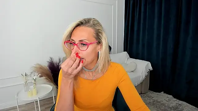 MuseOfStage – Naživo XXX chat