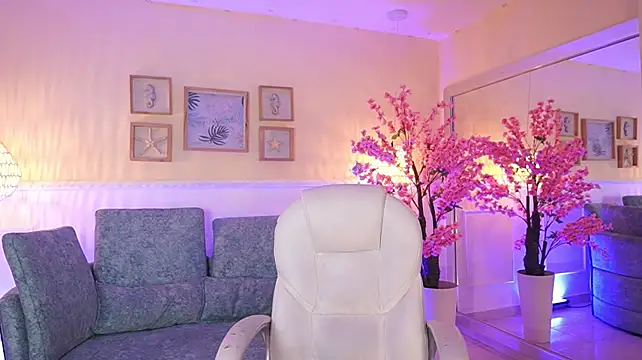 MeganLowell's Live XXX Chat
