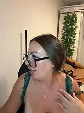 Milva_ass' Live XXX Chat