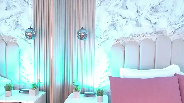 SarahyAmadan Live XXX chat