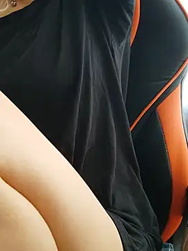 Aashikalaa 라이브 XXX 채팅