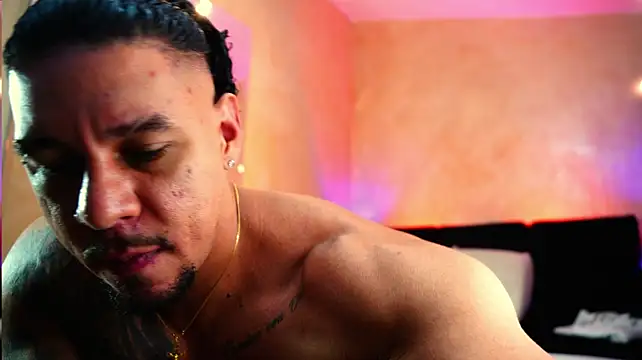 MassimoWalton2 élő XXX-chatje