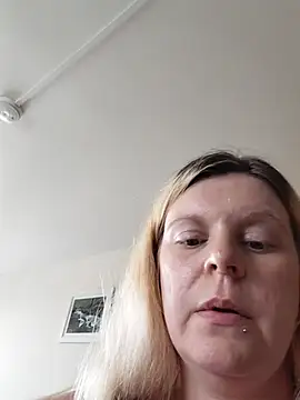 pinkieMilfPUSY Live XXX-Chat