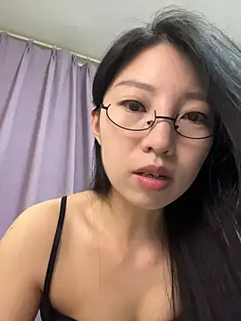 77qiqi-7777 在線直播表演