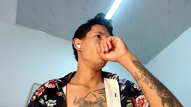 Andrew_Hardyn Live XXX chat
