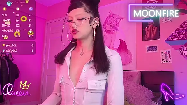 Živý XXX chat moonfiredancer