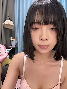 Chat +18 de qiqi_x ao vivo
