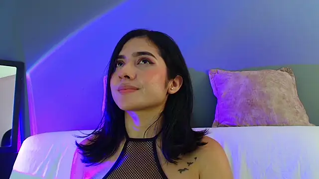 adara_johnson__'s Live XXX Chat