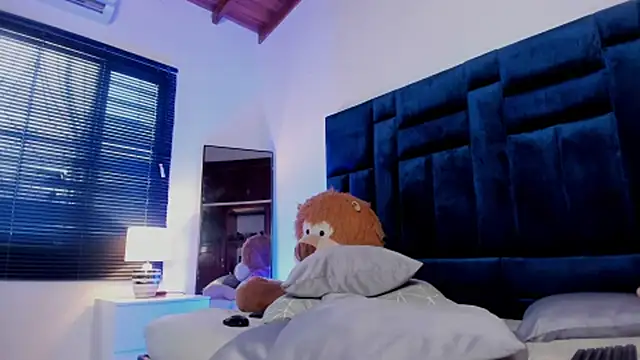 Czat XXX na żywo – nayasex_