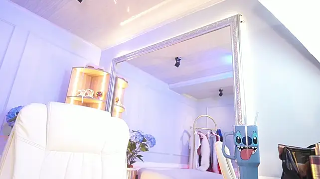دردشة elasummer الجنسية المباشرة