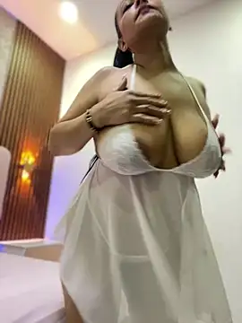sofia_xxx02's Live XXX Chat