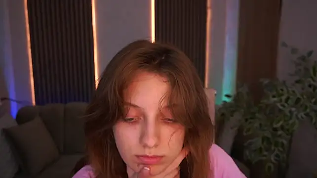 Chat XXX en directo de CuteeFoxy