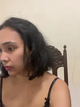 aeeeyya Chat XXX live