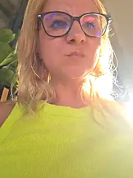 KaylinJan's Live XXX Chat