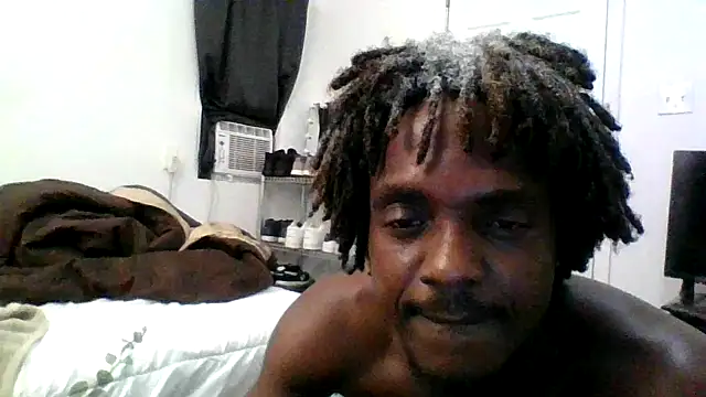 Hugedick0071 Chat XXX in diretta