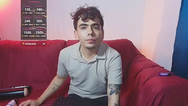 adonisZafiro Chat XXX live