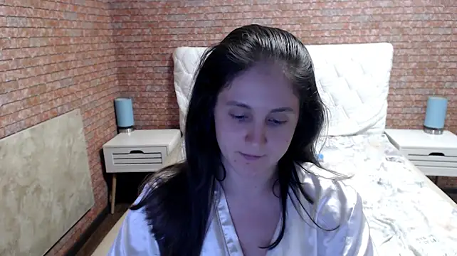 Holliy_Cooper Chat XXX in diretta