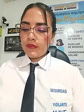 MAYE__13's Live XXX Chat