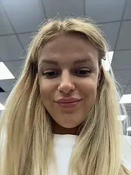 HarrietDartn Live XXX chat
