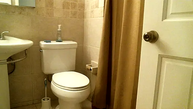 SexyB214 Adlı Modelin Canlı XXX Sohbeti