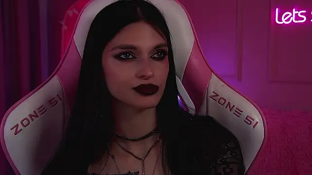 BeverlyMost Chat XXX live