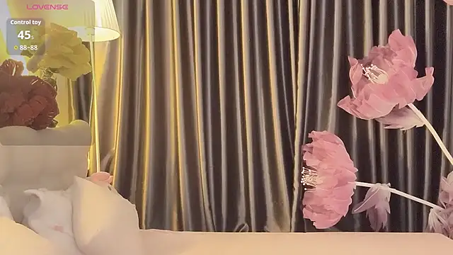 IvyMiss102's Live XXX Chat