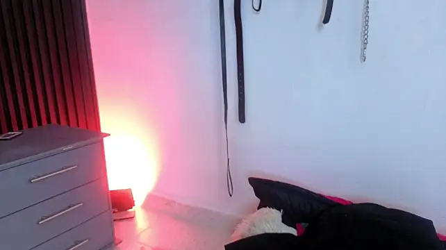 Issafoxx Live XXX-chat